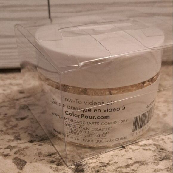 American Crafts Color Pour Embellishments Gold Flakes- New/Unopened - Picture 2 of 3
